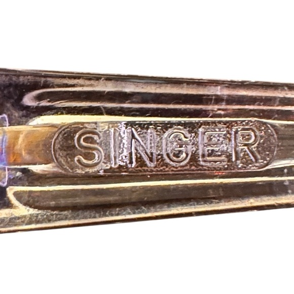 Singer West Germany Seam Ripper Button Hole Cutter Clear Plastic Handle Vintage - Picture 5 of 7